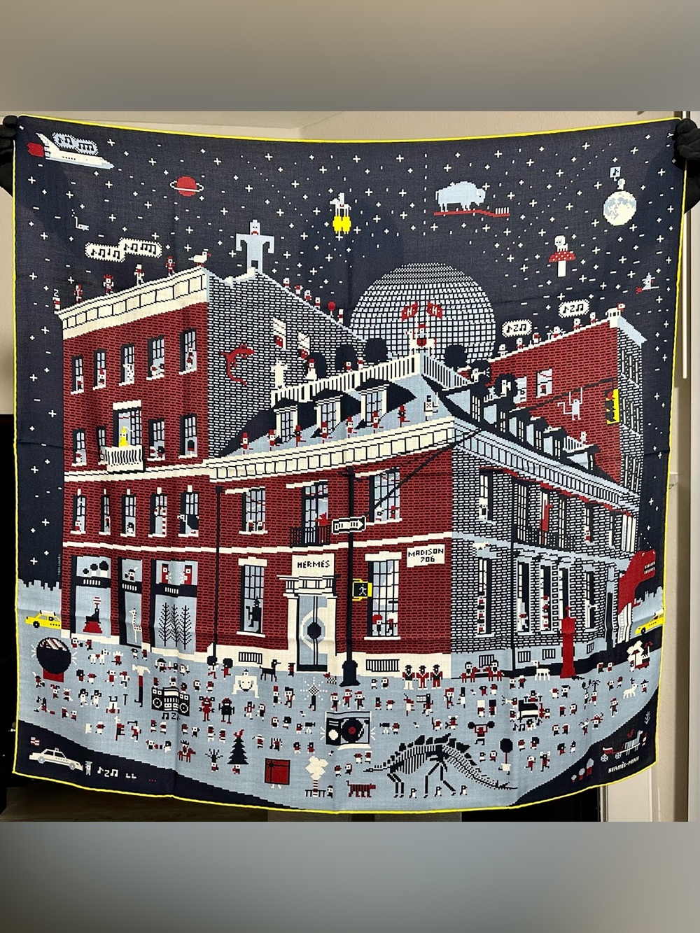 Limited Edition Hermes Madison Party scarf 100